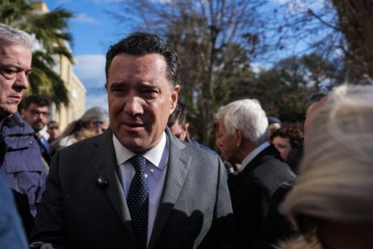 Πώς σχολιάζει ο ΣΥΡΙΖΑ τη μήνυση και αγωγή Γεωργιάδη σε Λάκη Λαζόπουλο και Mega